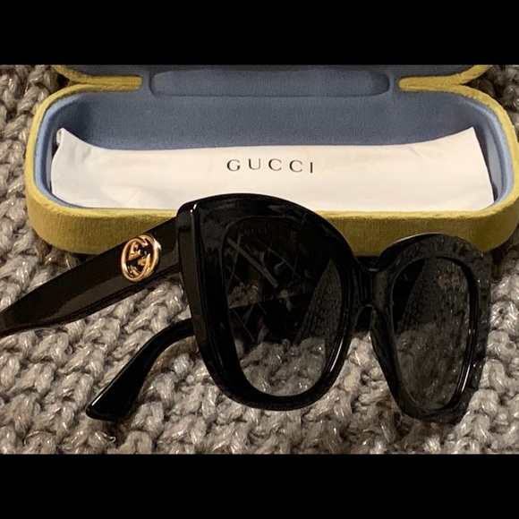 Gucci - Picture 3 of 7